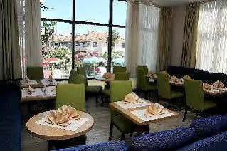 Avisos And Szálloda 3*