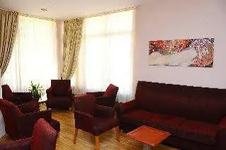Otel Avisos And 3*