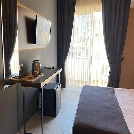 Hotel Avisos And Marmaris