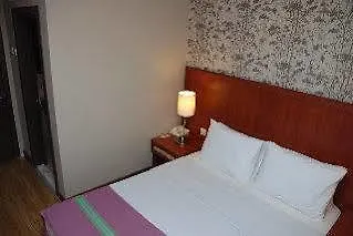 ホテル Avisos And マルマリス